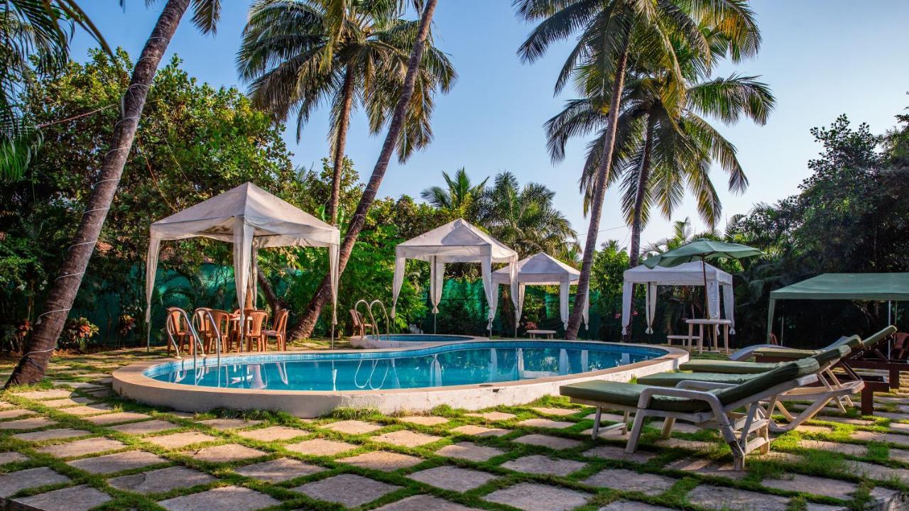 Resort Martins Siesta , A Portuguese Heritage Resort In Calangute アーポラ エクステリア 写真