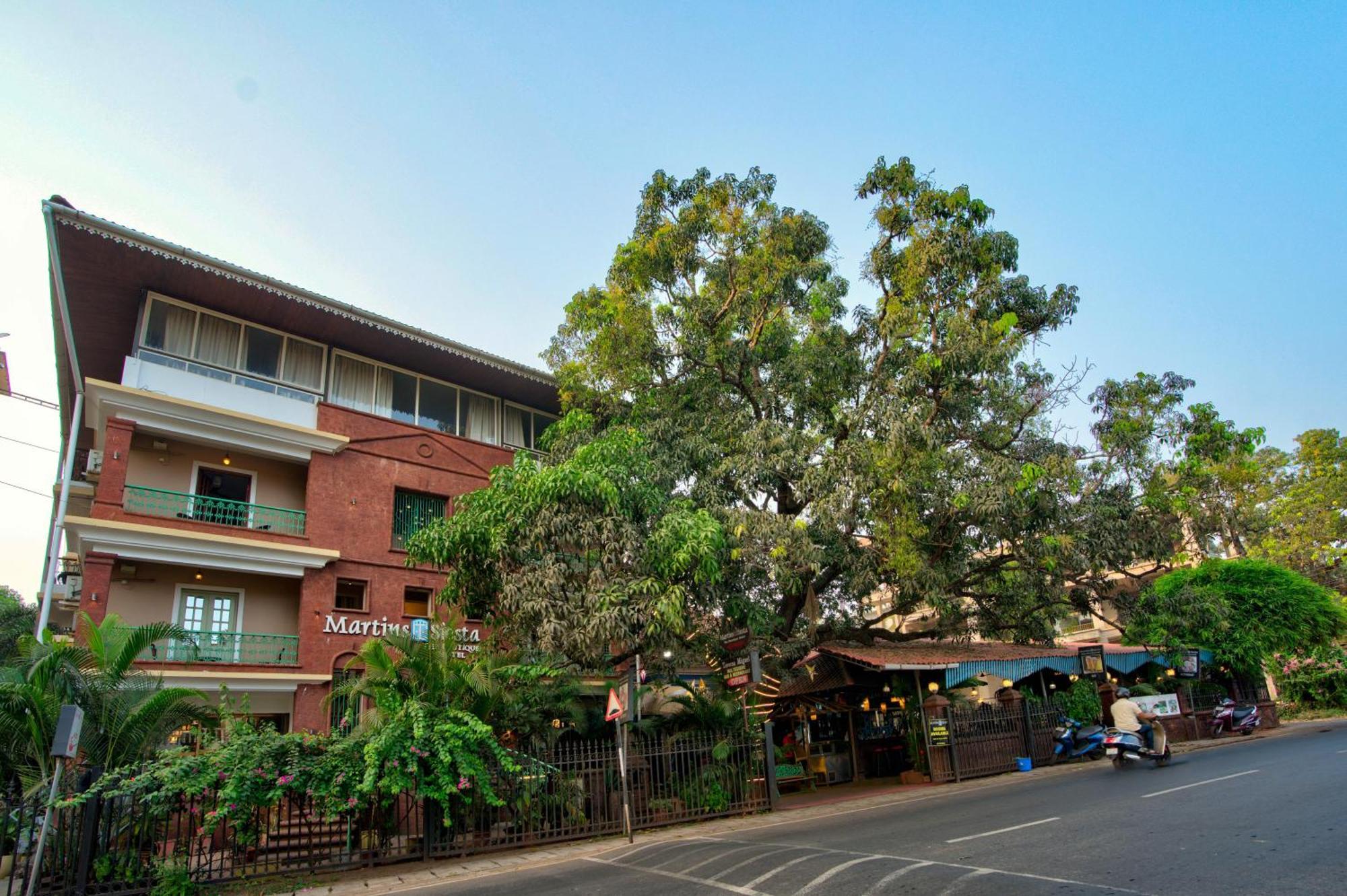 Resort Martins Siesta , A Portuguese Heritage Resort In Calangute アーポラ エクステリア 写真