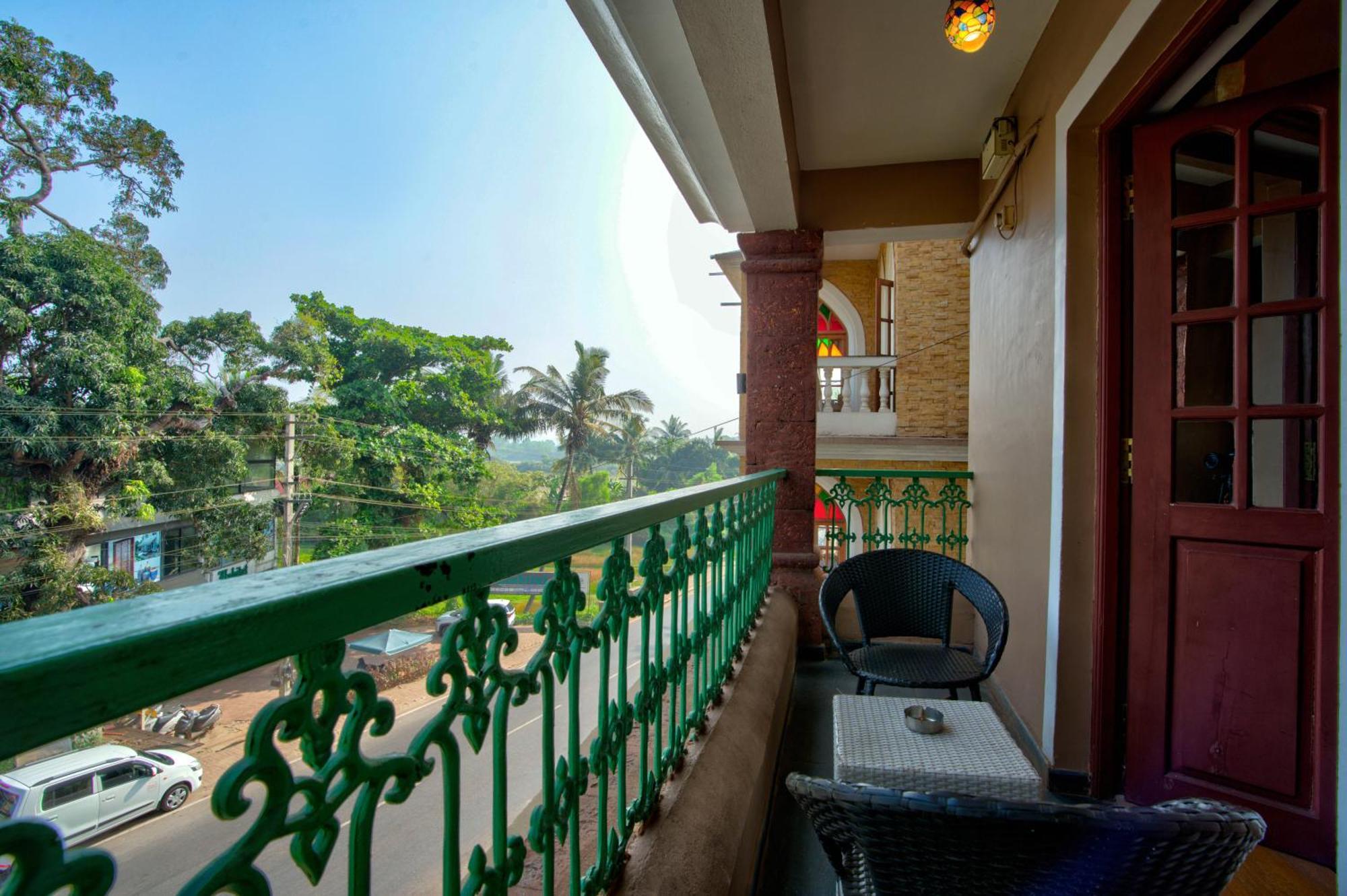Resort Martins Siesta , A Portuguese Heritage Resort In Calangute アーポラ エクステリア 写真
